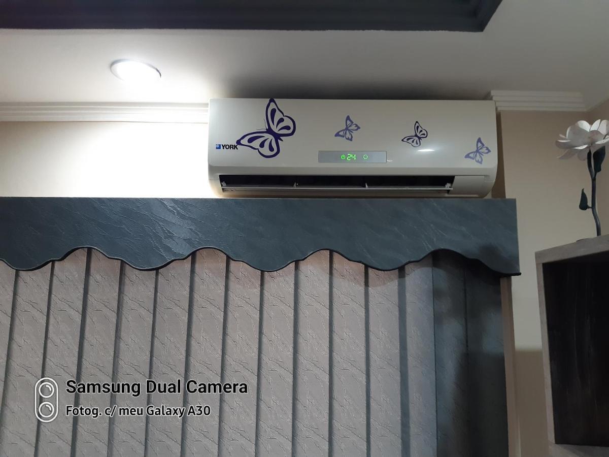 Apartamento Encantador Com Estacionamento Кабо Фрио Екстериор снимка