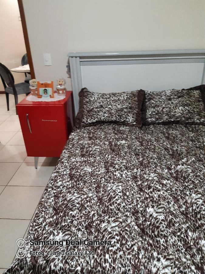 Apartamento Encantador Com Estacionamento Кабо Фрио Екстериор снимка