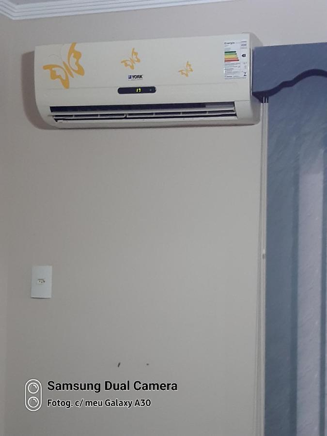 Apartamento Encantador Com Estacionamento Кабо Фрио Екстериор снимка