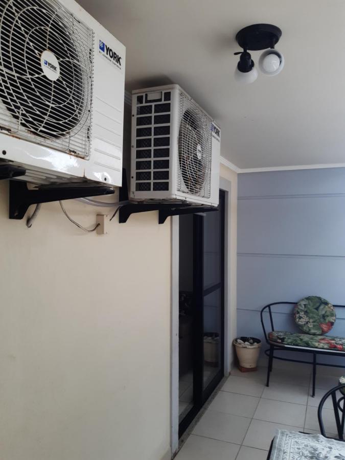 Apartamento Encantador Com Estacionamento Кабо Фрио Екстериор снимка