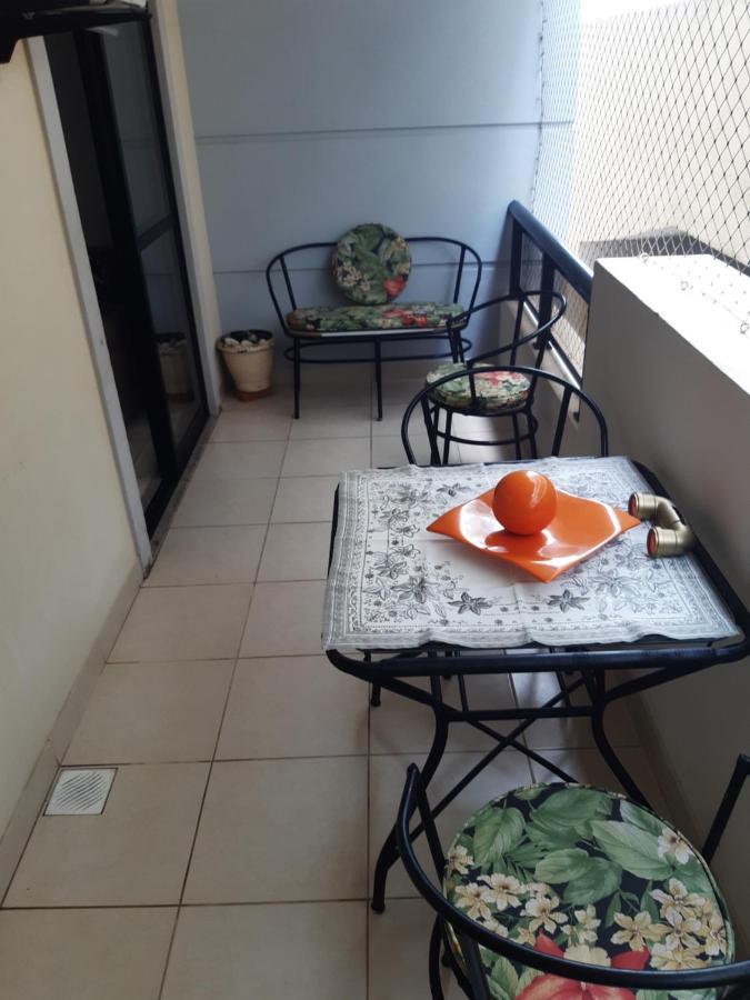 Apartamento Encantador Com Estacionamento Кабо Фрио Екстериор снимка