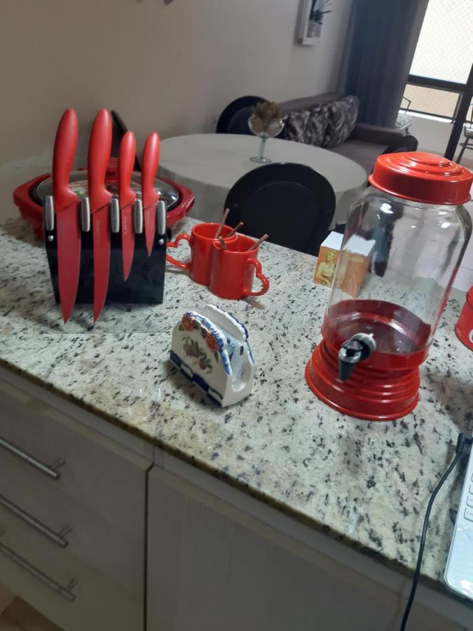 Apartamento Encantador Com Estacionamento Кабо Фрио Екстериор снимка